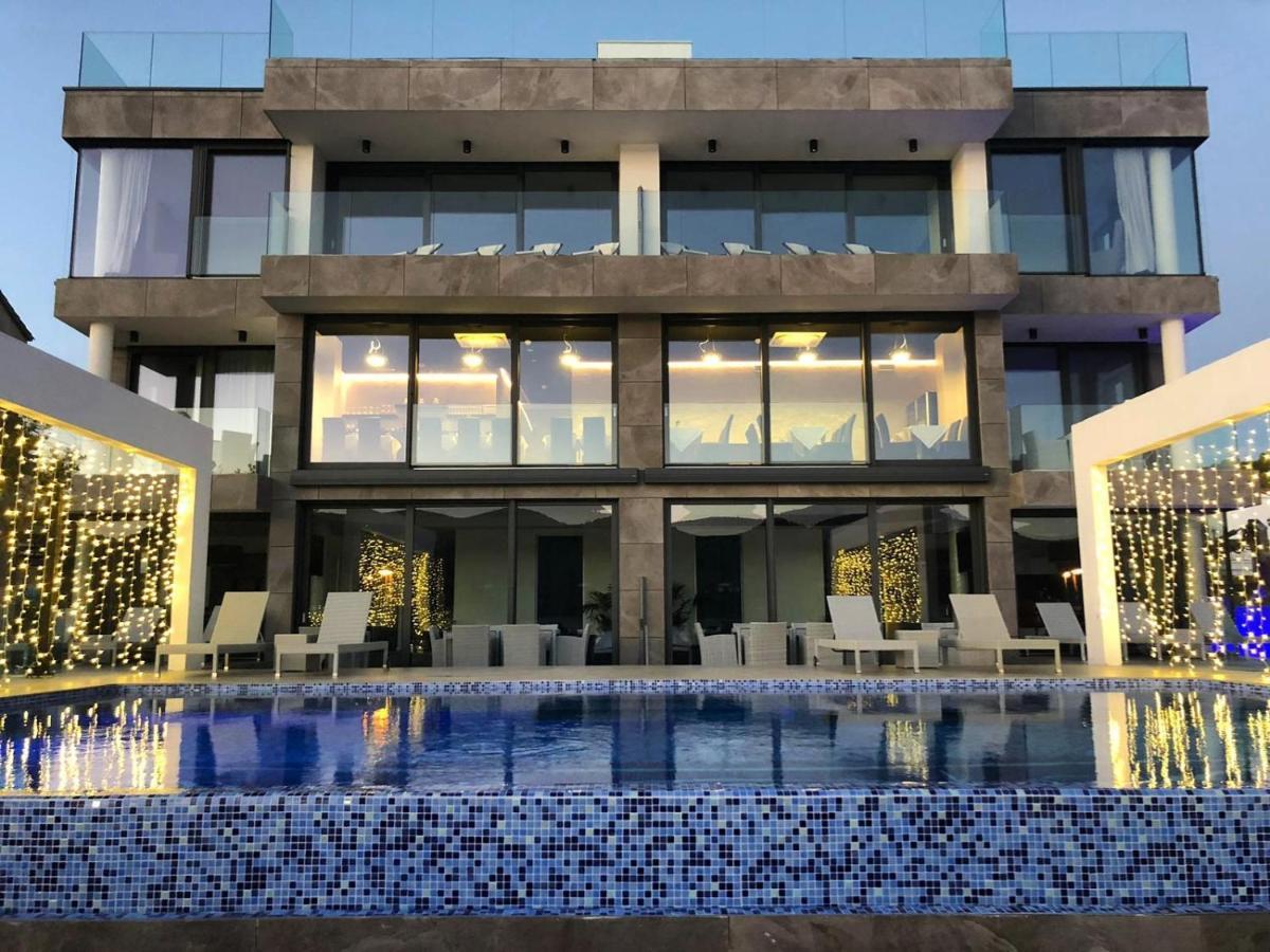 Sky Beach Aparthotel Marina Zewnętrze zdjęcie